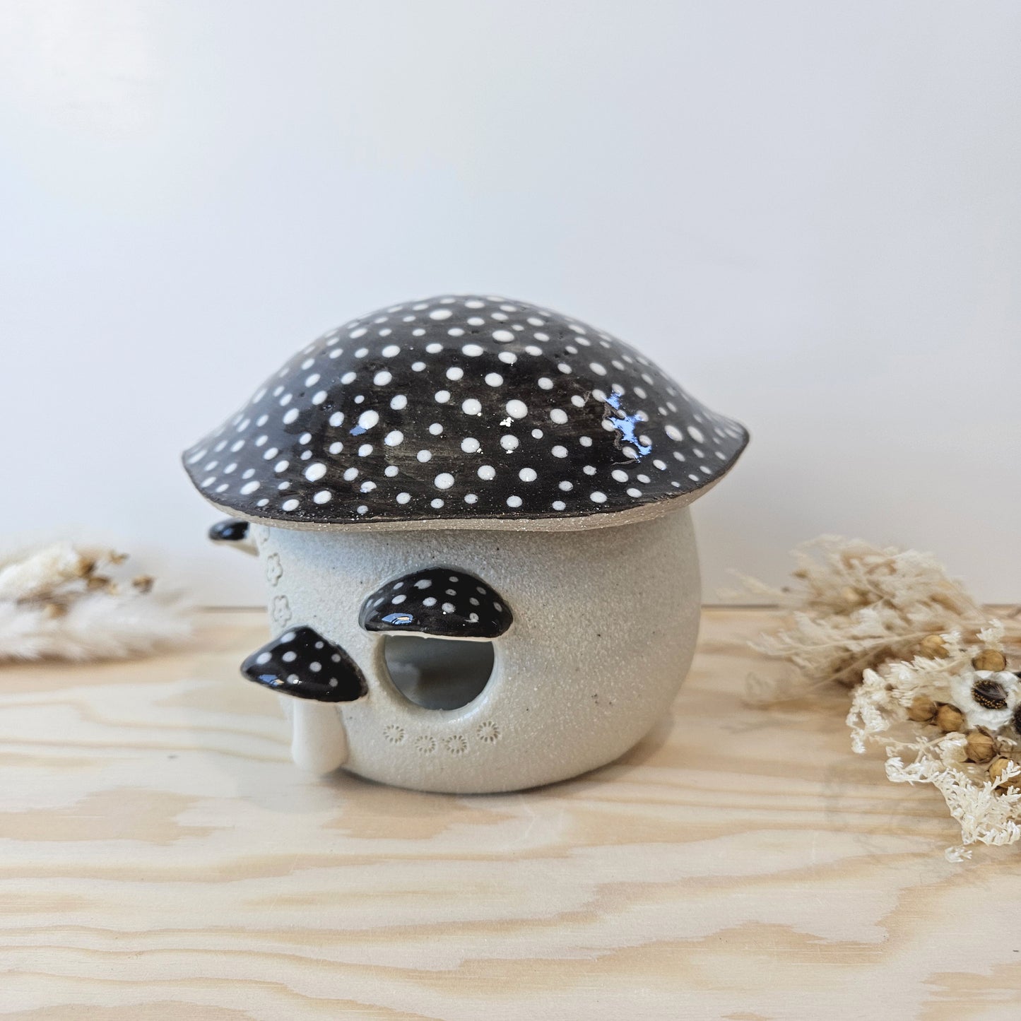 Umber Mushroom Kodama I
