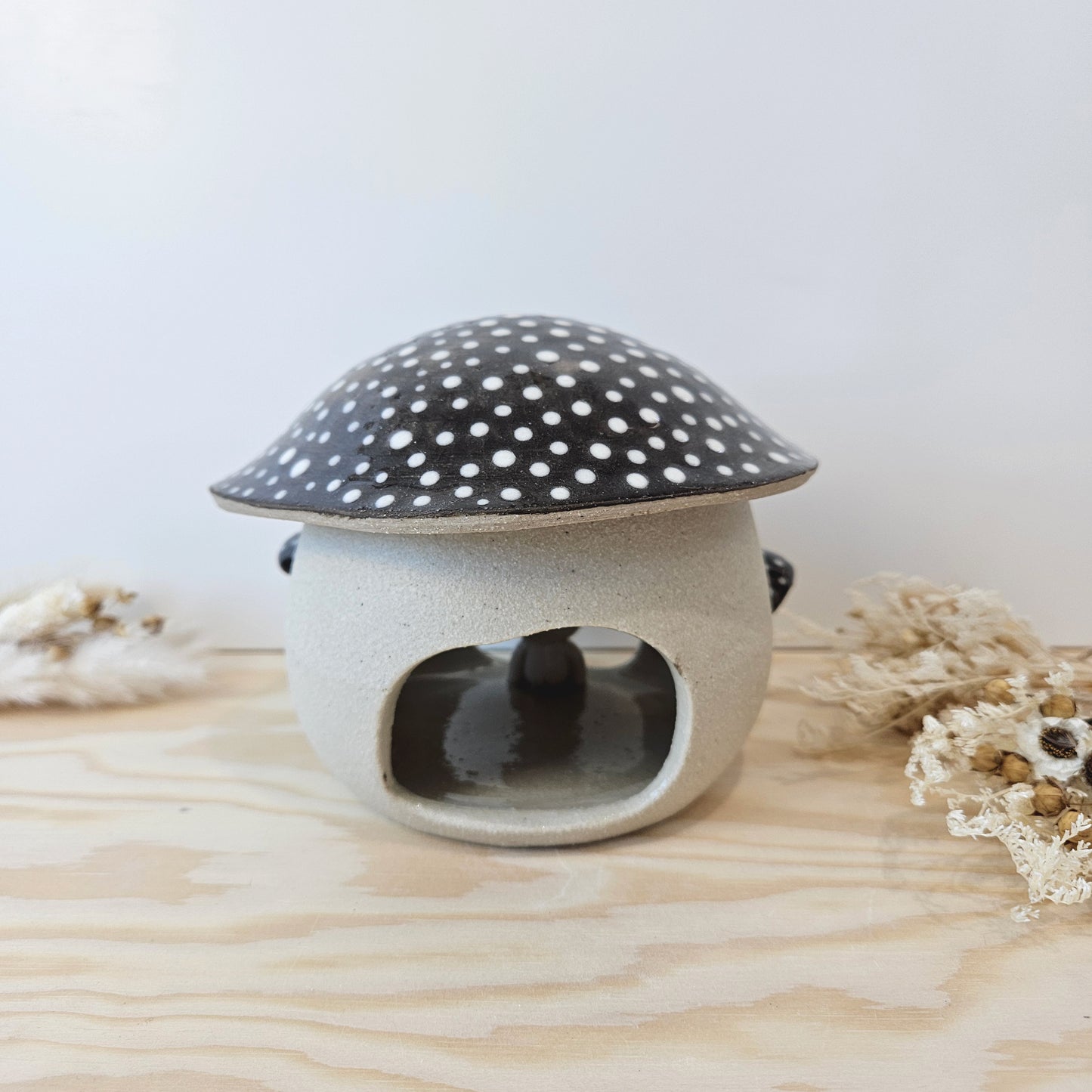Umber Mushroom Kodama I